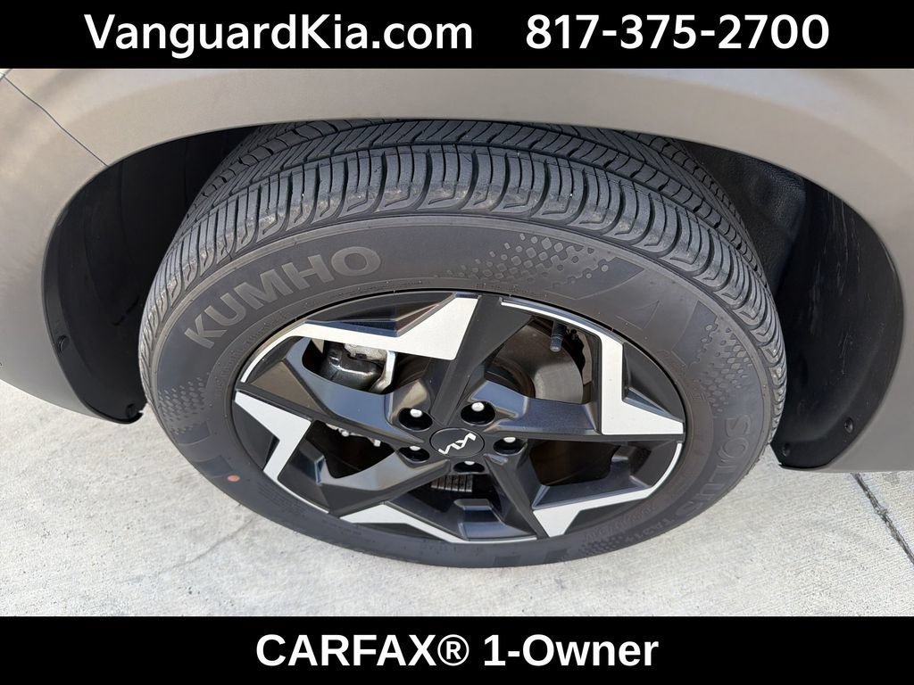Certified 2024 Kia Seltos EX FWD image 21
