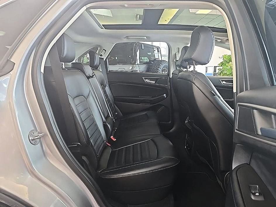 Used 2023 Ford Edge SEL w/ Convenience Package AWD/4WD image 37