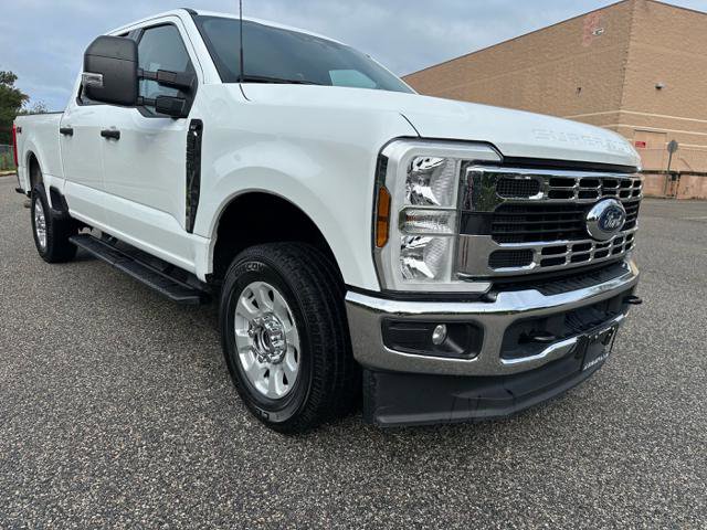 Used 2024 Ford F250 XLT image 3