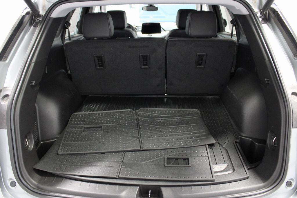 Used 2024 Chevrolet Blazer LT w/ LPO, Floor Liner Package FWD image 14