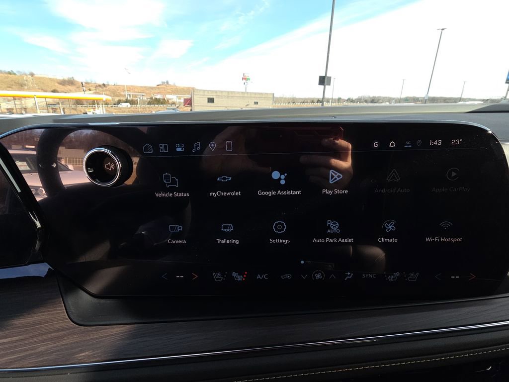 New 2026 Chevrolet Tahoe Premier w/ Sun And Tow Package AWD/4WD image 21