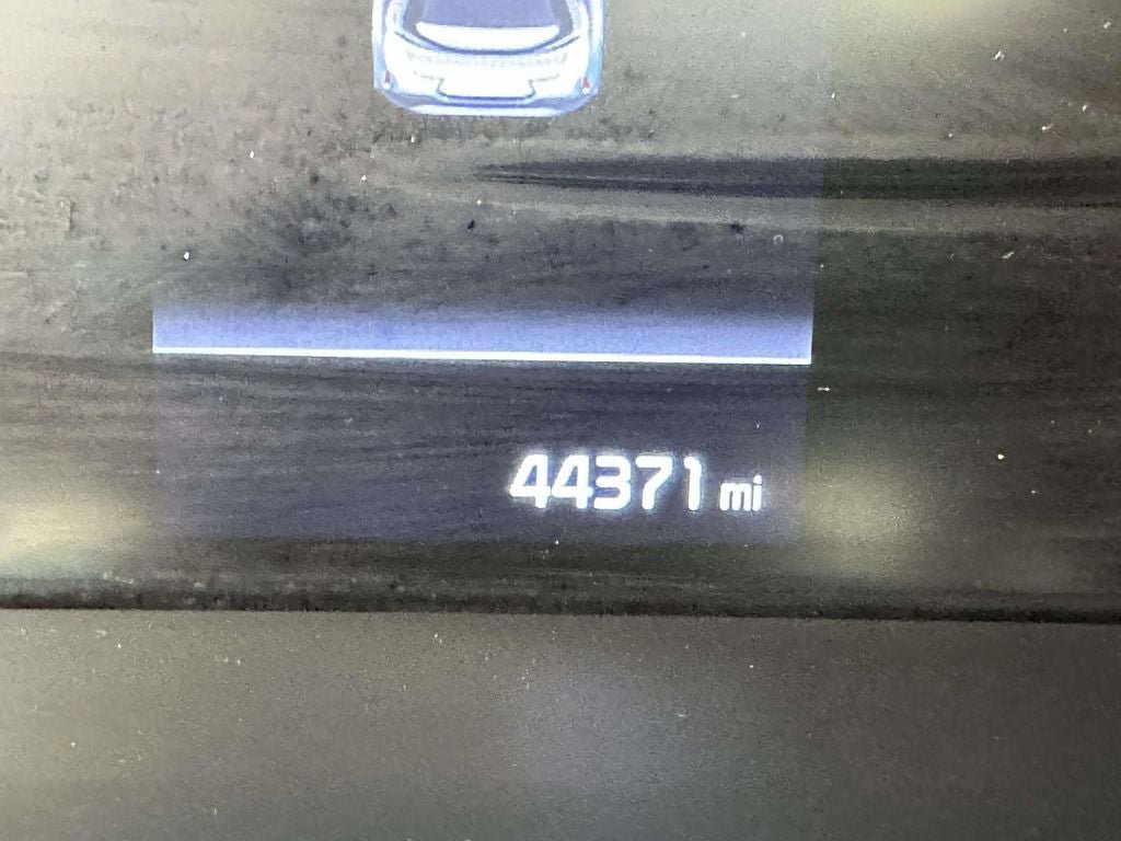 Certified 2023 Kia Soul LX FWD image 23