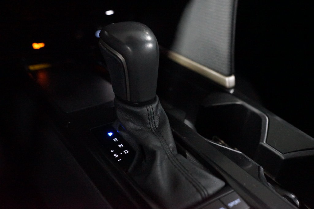Certified 2025 Toyota Camry SE FWD image 21
