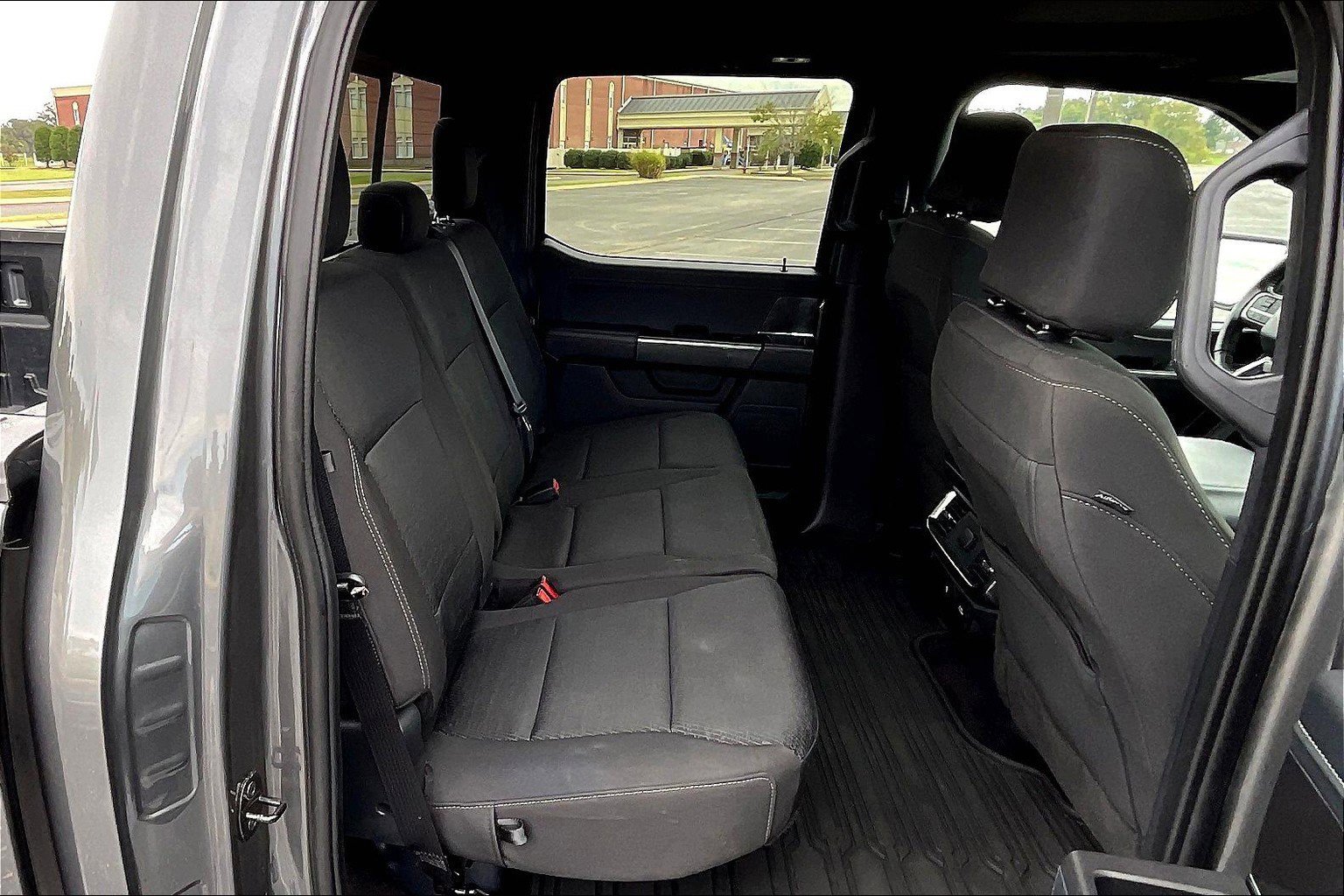 Used 2022 Ford F150 XLT w/ Equipment Group 301A Mid image 19