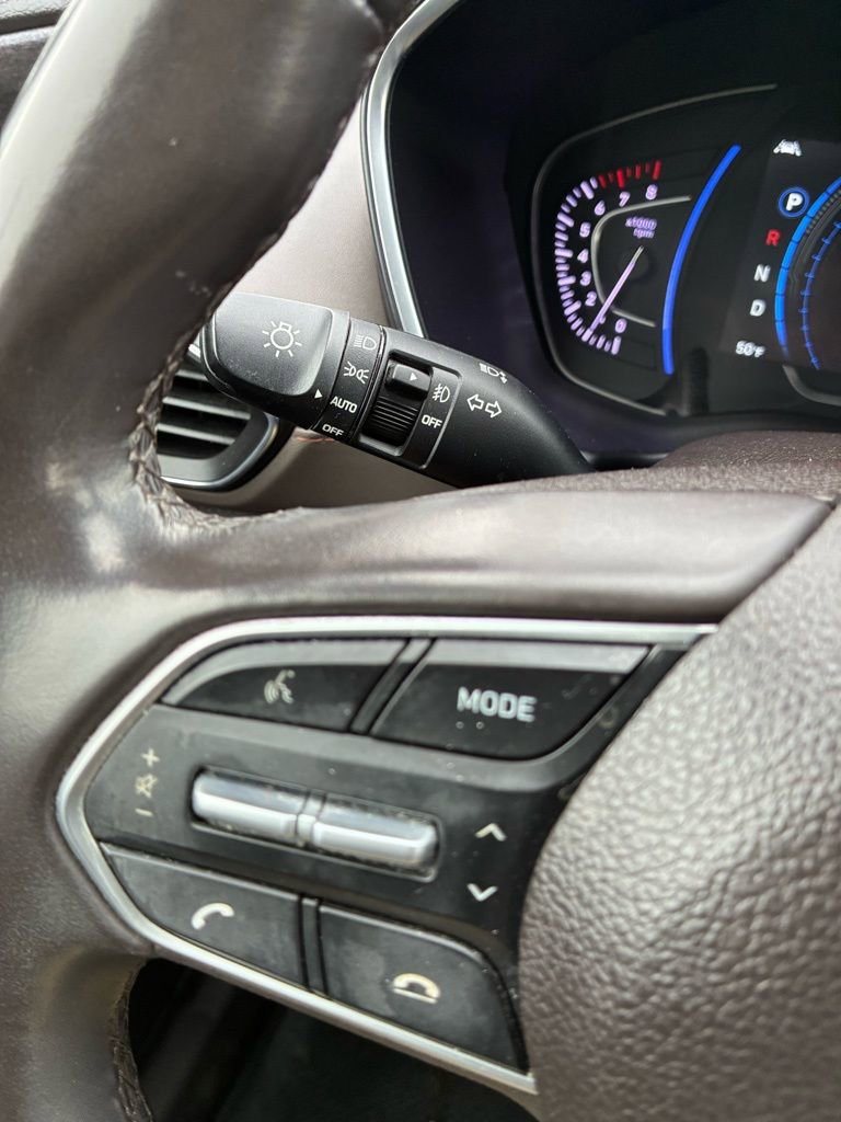 Used 2020 Hyundai Santa Fe Limited w/ Cargo Package image 27