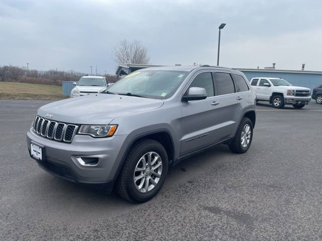 Used 2021 Jeep Grand Cherokee Laredo AWD/4WD image 7