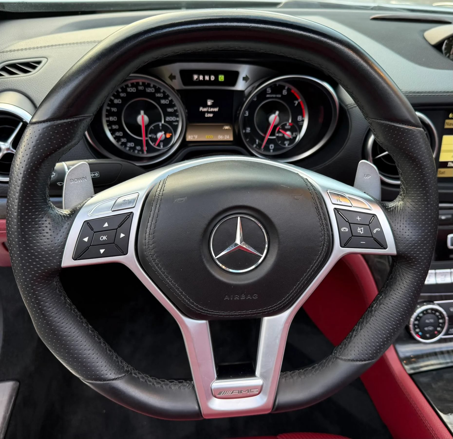 Used 2013 Mercedes-Benz SL 63 AMG w/ Premium Pkg image 38