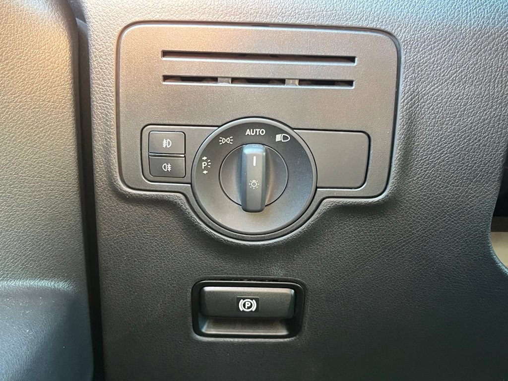Used 2016 Mercedes-Benz Metris image 21