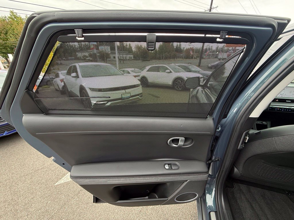 Certified 2023 Hyundai Ioniq 5 Limited w/ Cargo Package AWD/4WD image 18