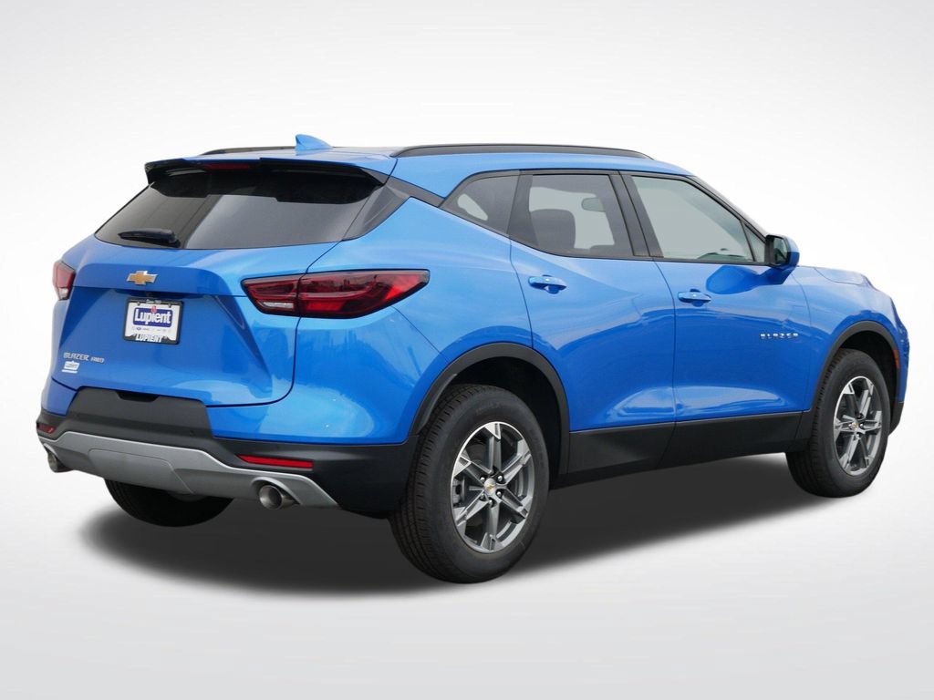 New 2026 Chevrolet Blazer LT w/ Convenience Package AWD/4WD image 3
