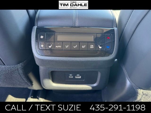 Used 2025 INFINITI QX60 Luxe w/ Lighting Package (N94) AWD/4WD image 18