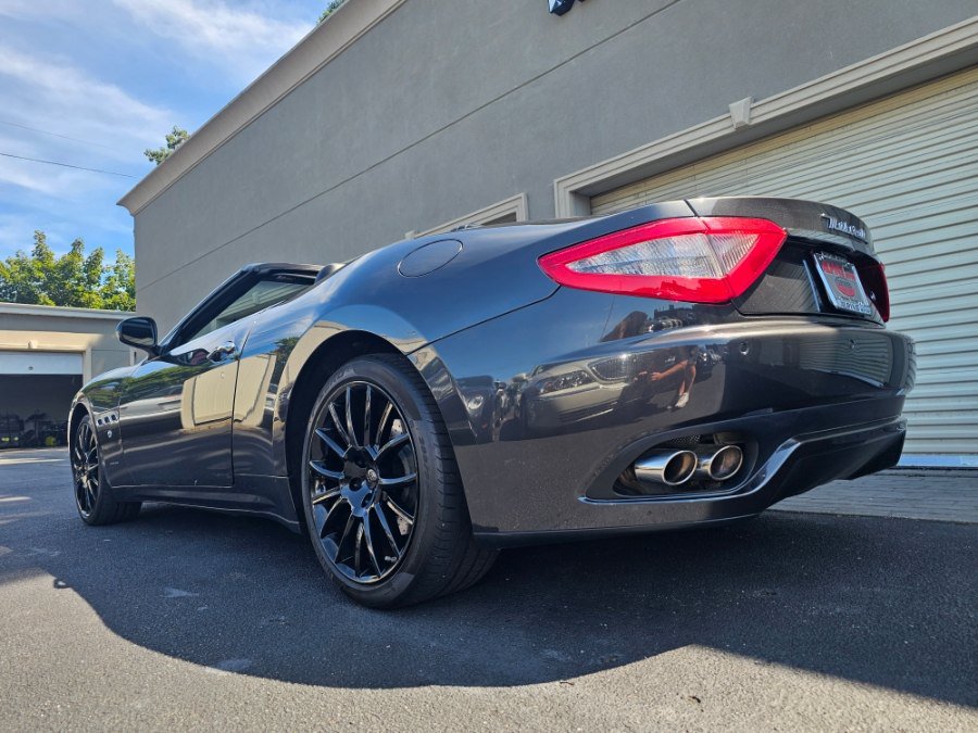 Used 2011 Maserati GranTurismo Convertible RWD image 6