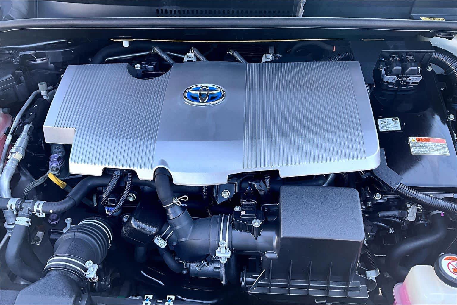 Used 2017 Toyota Prius Three Touring FWD image 31