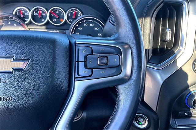 Used 2022 Chevrolet Silverado 2500 LT w/ Convenience Package image 12