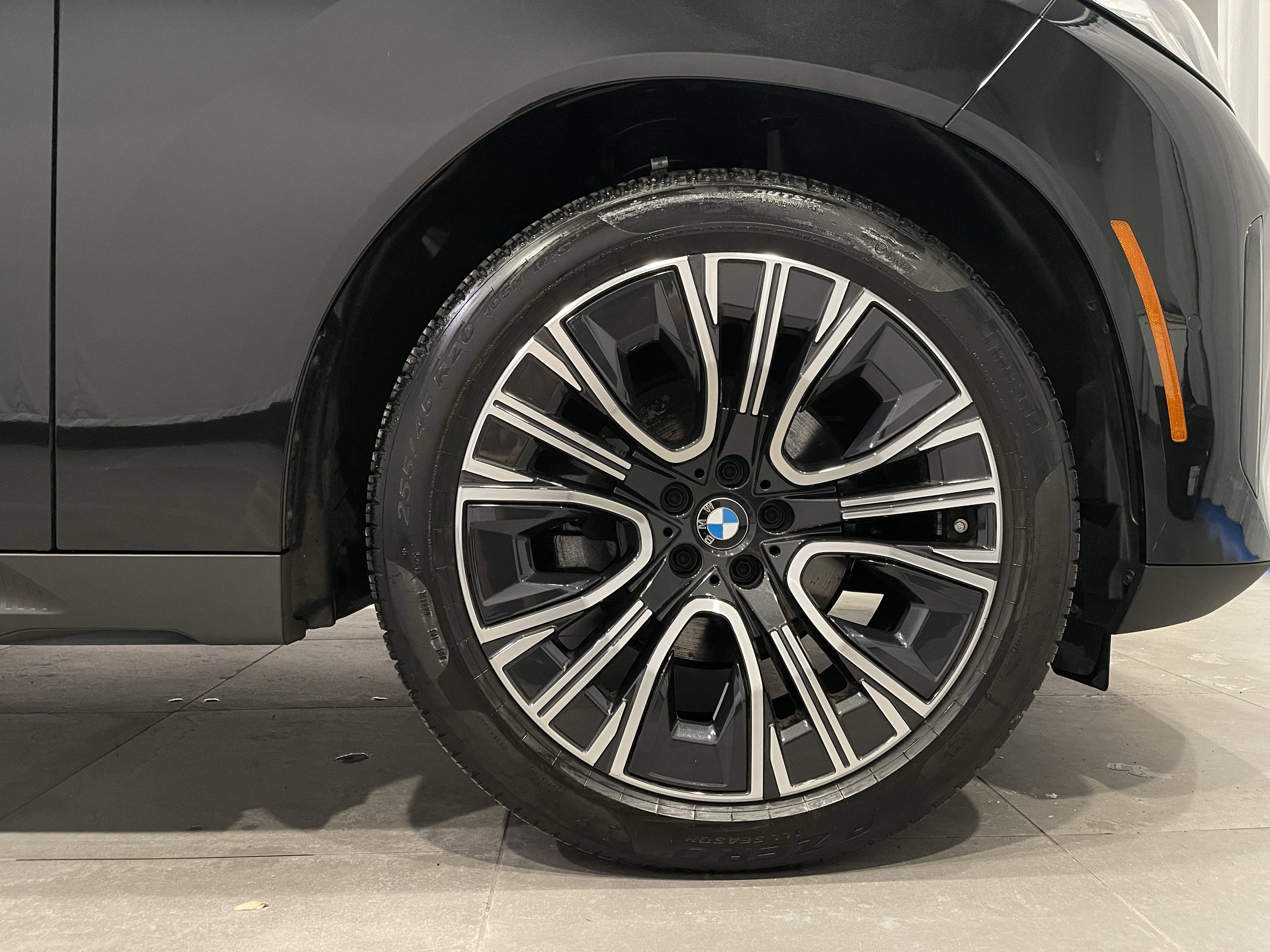 Used 2025 BMW X3 xDrive30i w/ Convenience Package image 11