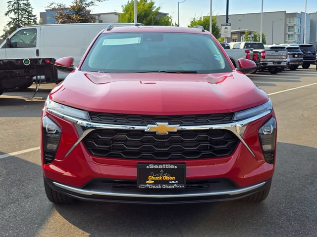 New 2026 Chevrolet Trax LT w/ LT Convenience Package FWD image 8