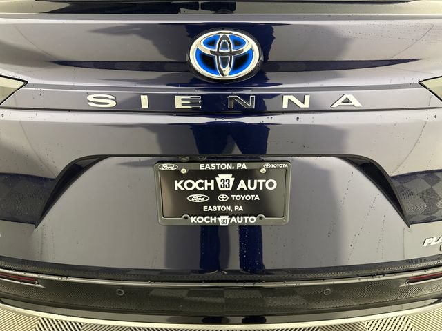 Used 2024 Toyota Sienna Platinum AWD/4WD image 19