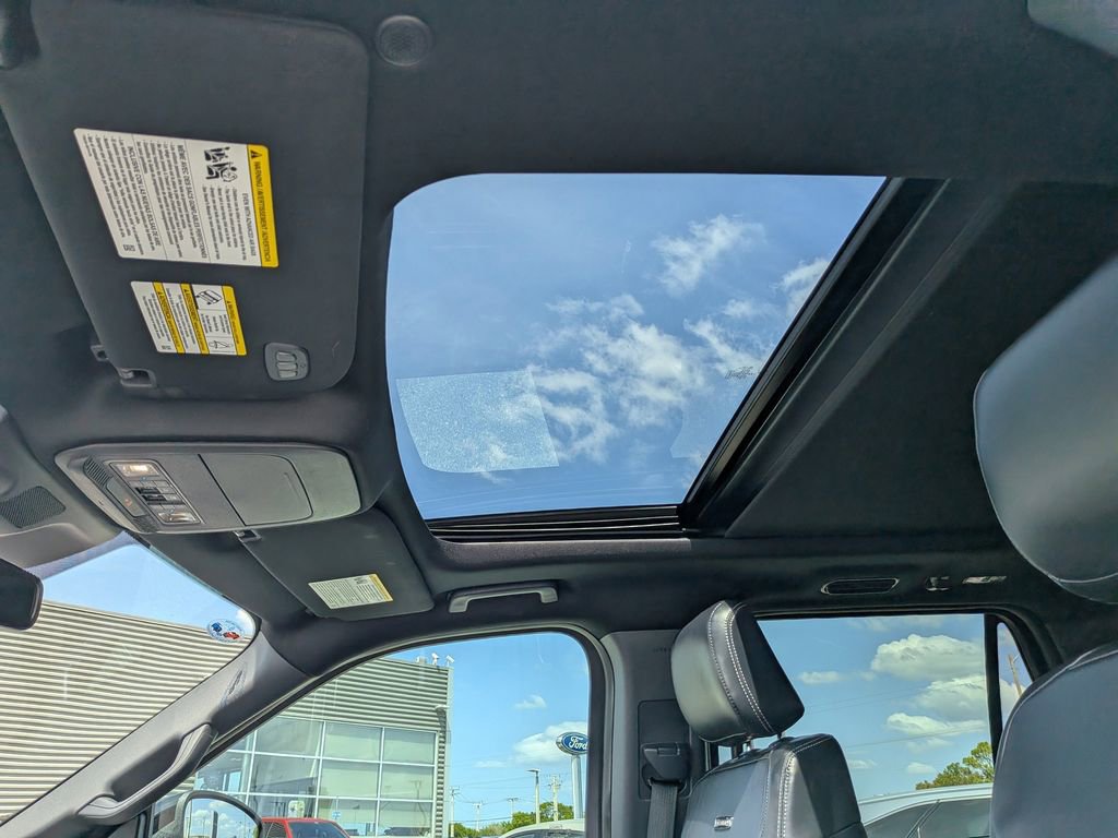 Used 2025 Ford Expedition Platinum w/ Stealth Appearance Package image 22