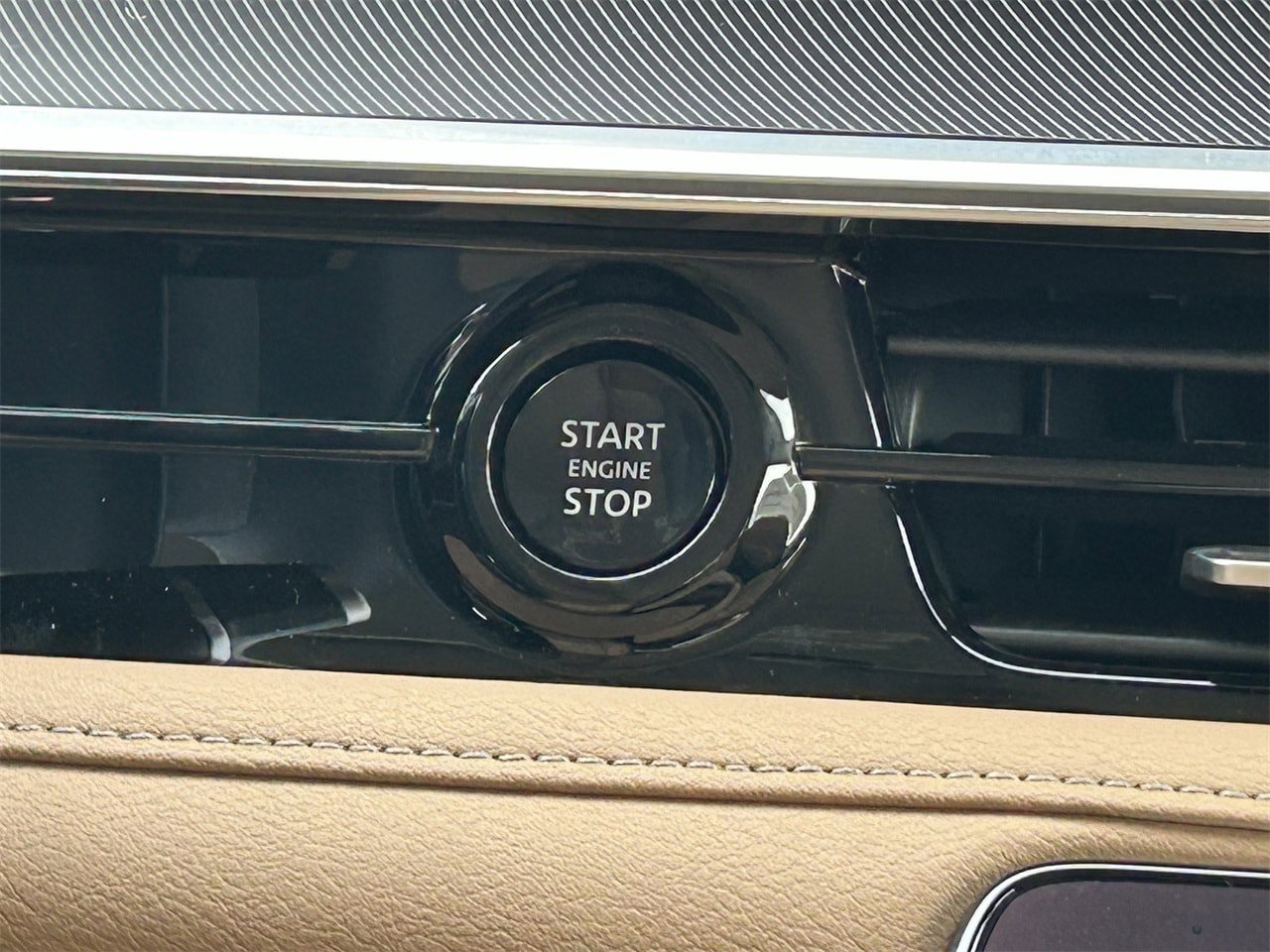 New 2026 INFINITI QX80 Luxe w/ Exterior Package RWD image 21