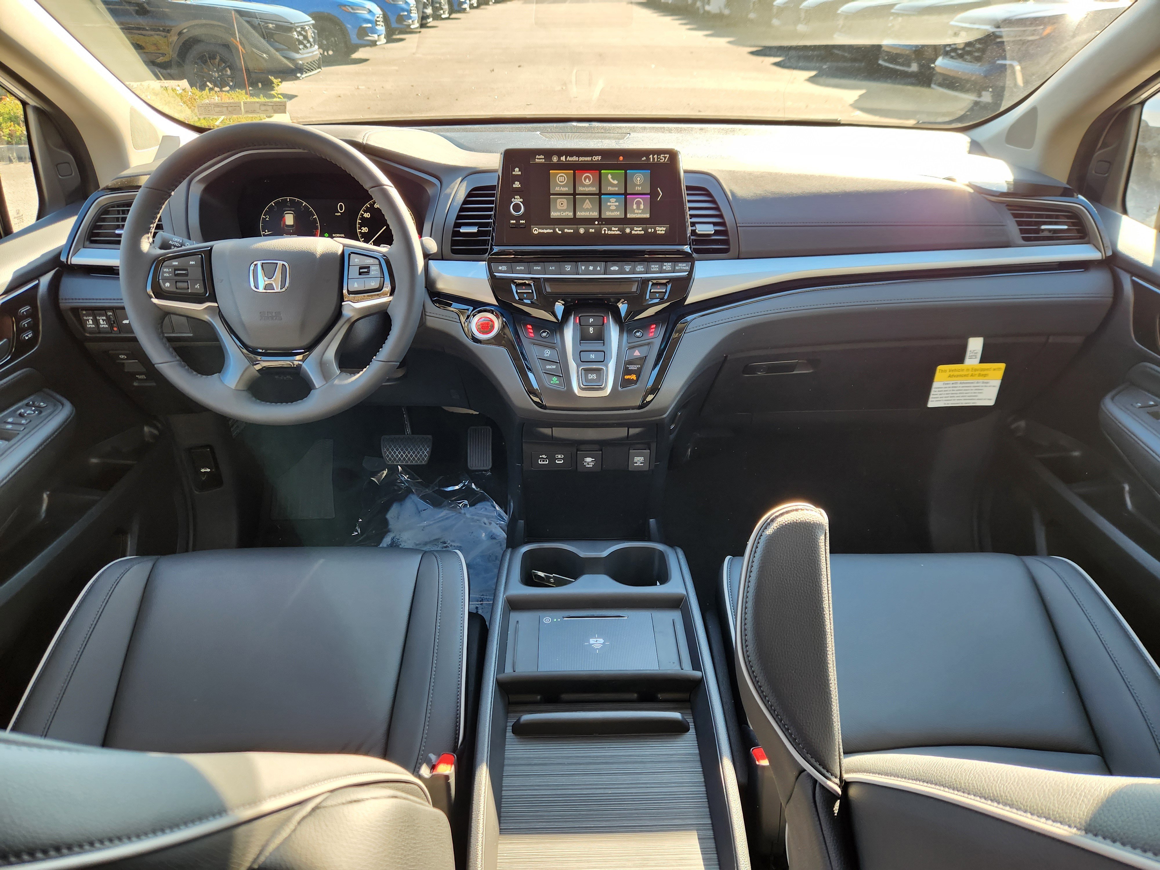 New 2026 Honda Odyssey Touring image 7