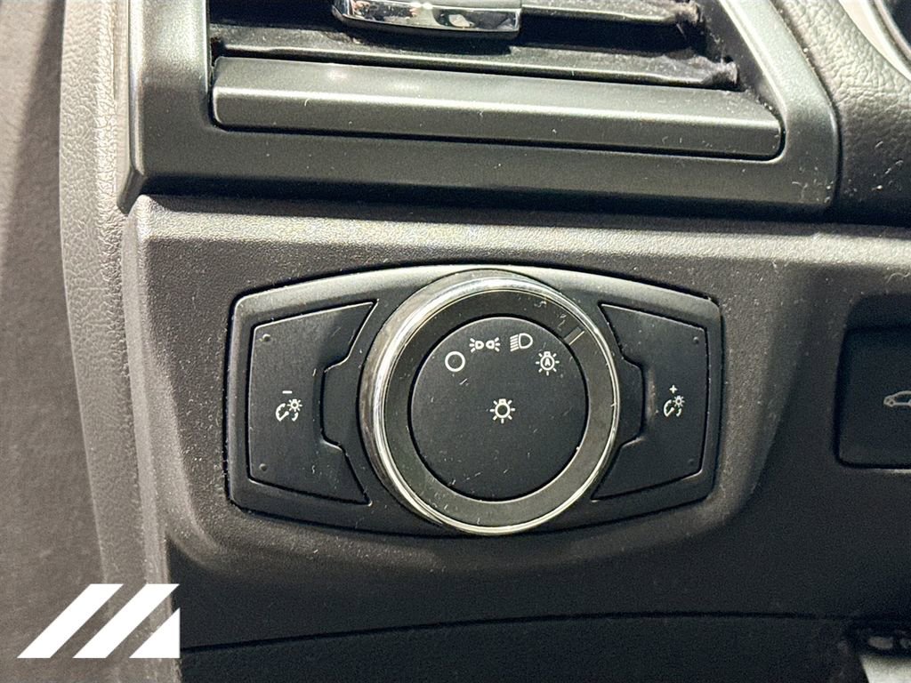 Used 2015 Ford Fusion S FWD image 10