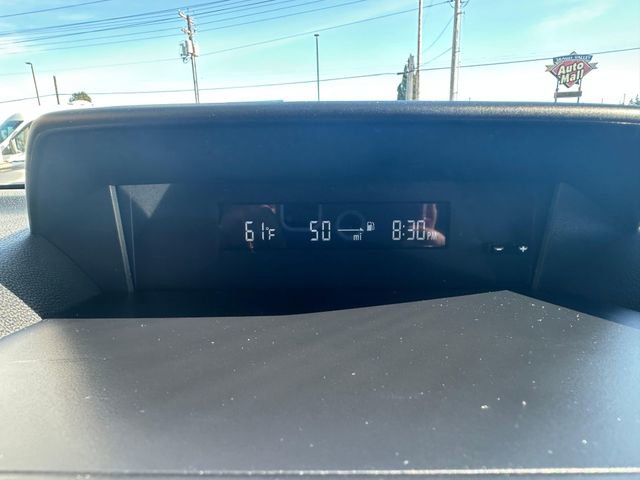 Used 2018 Subaru Crosstrek 2.0i Premium w/ Eyesight System image 19