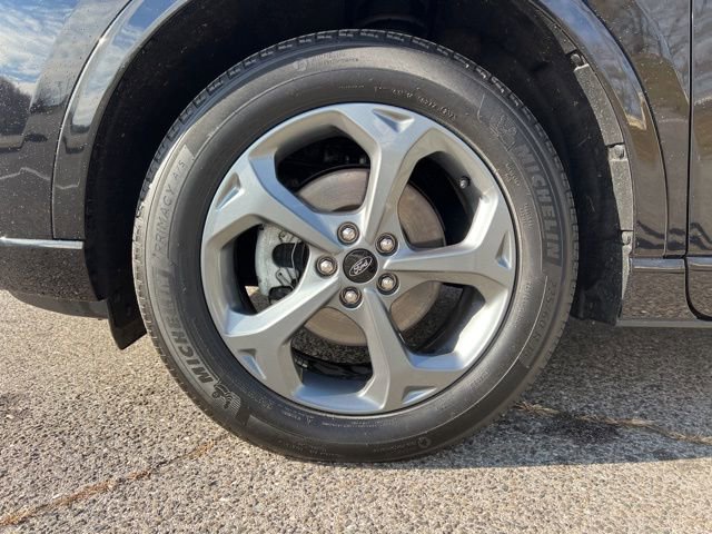 Used 2023 Ford Escape ST-Line image 16