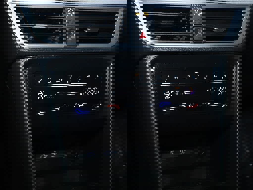 Certified 2025 Volkswagen Taos SEL image 27