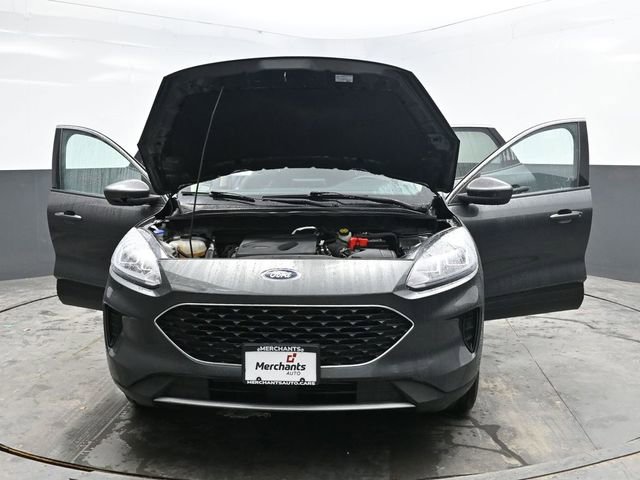 Used 2020 Ford Escape SE image 41