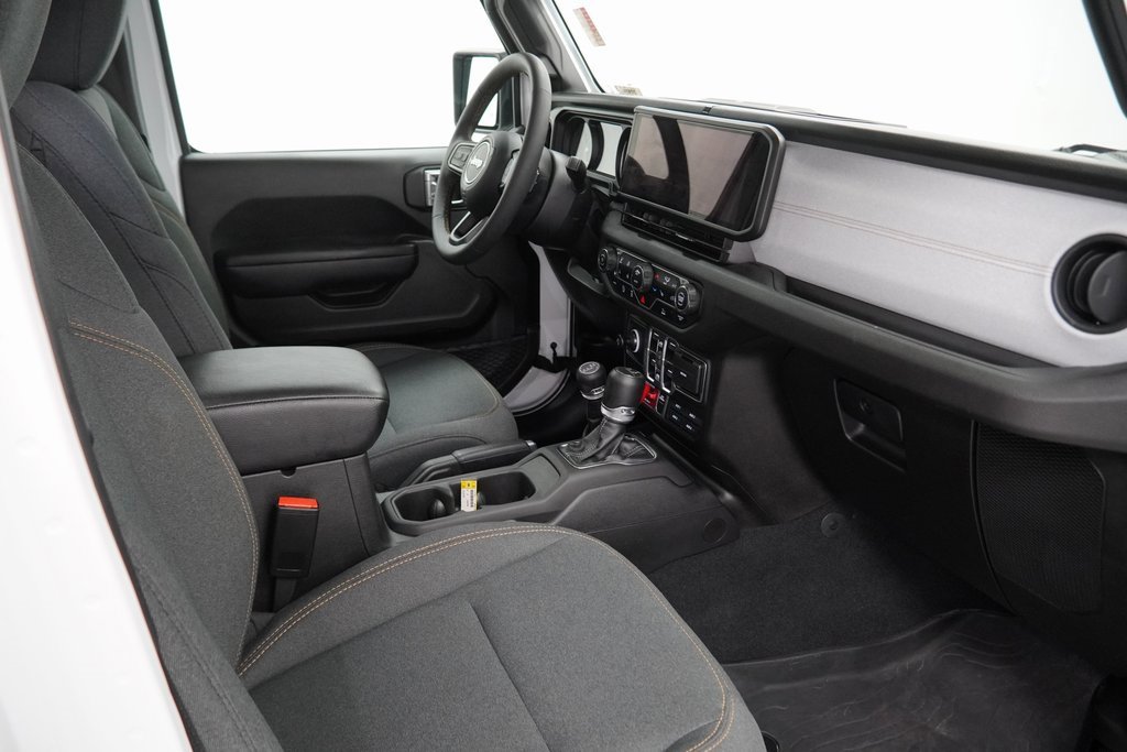 Certified 2024 Jeep Gladiator Sport image 45