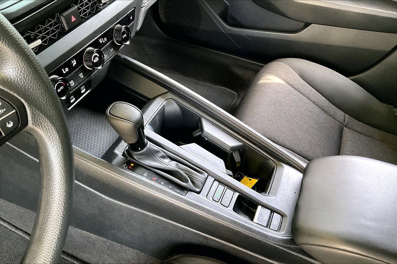 Used 2025 Honda Accord SE image 17