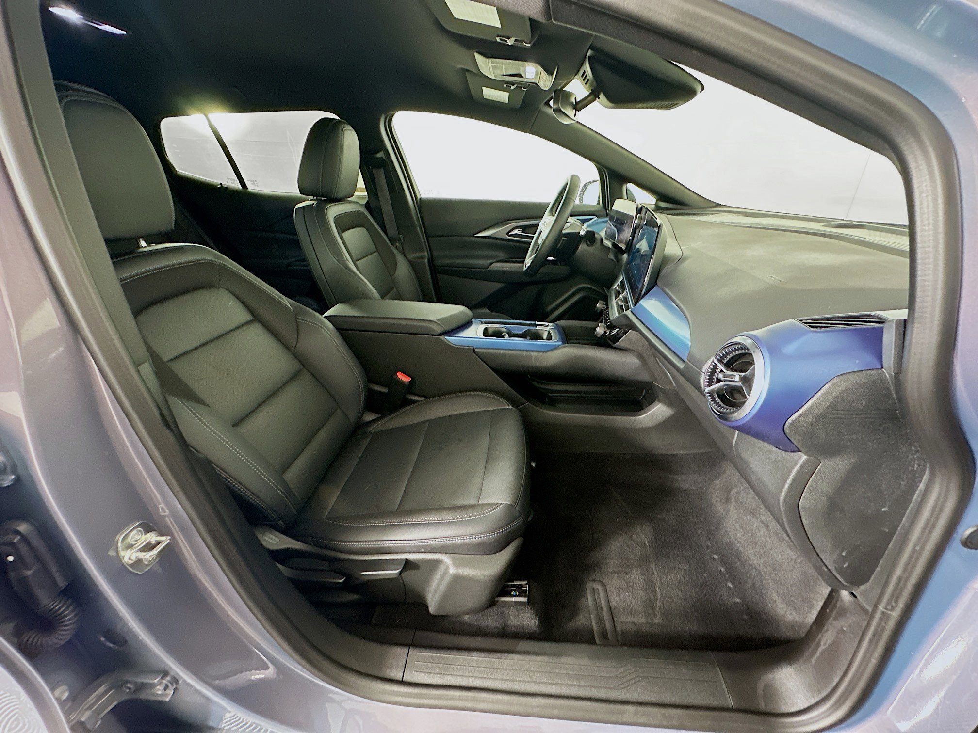 Used 2024 Chevrolet Equinox EV LT AWD/4WD image 31