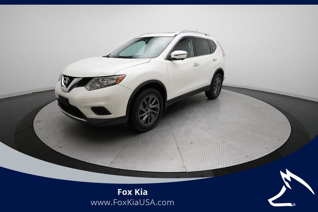 Used 2016 Nissan Rogue SV w/ SV Premium Package