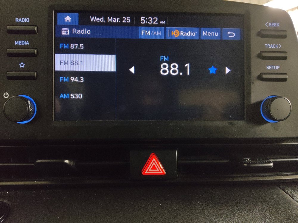 Used 2025 Hyundai Elantra Sport image 25