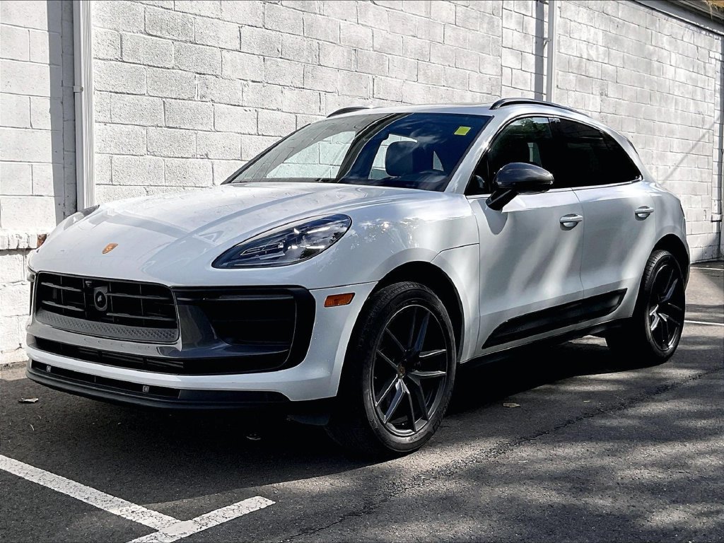 Certified 2023 Porsche Macan Turbo AWD/4WD image 1
