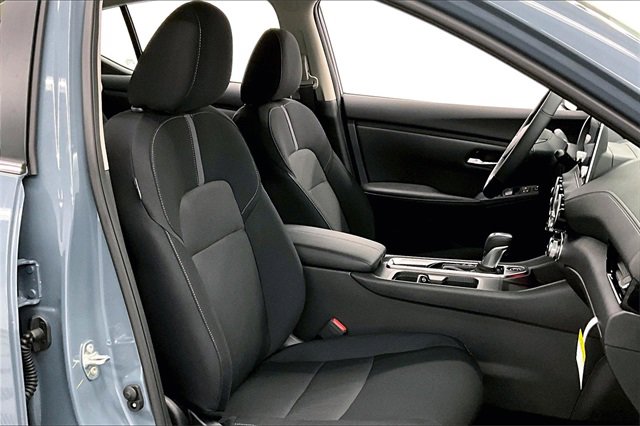 New 2025 Nissan Sentra SV w/ All-Weather Package image 33