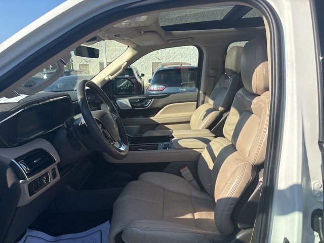 Certified 2024 Lincoln Navigator Reserve image 16