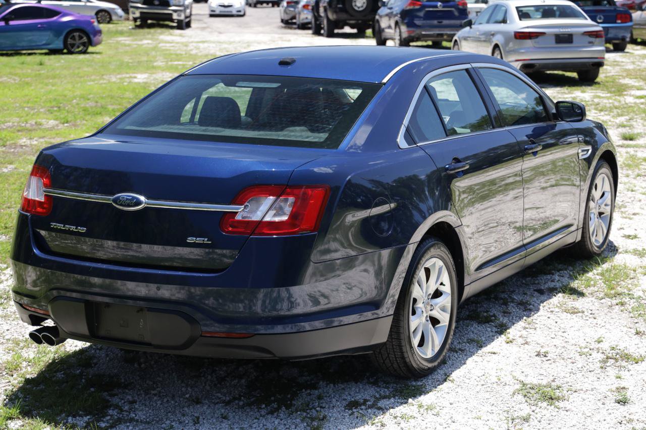 Used 2012 Ford Taurus SEL FWD image 11