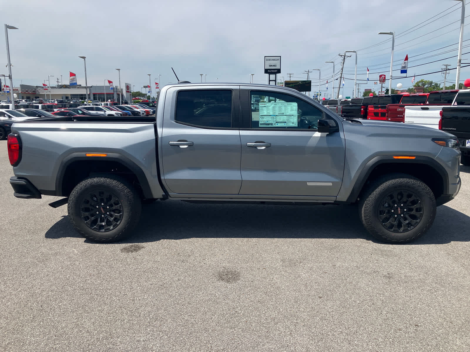 New 2026 GMC Canyon Elevation w/ Convenience Package RWD image 8