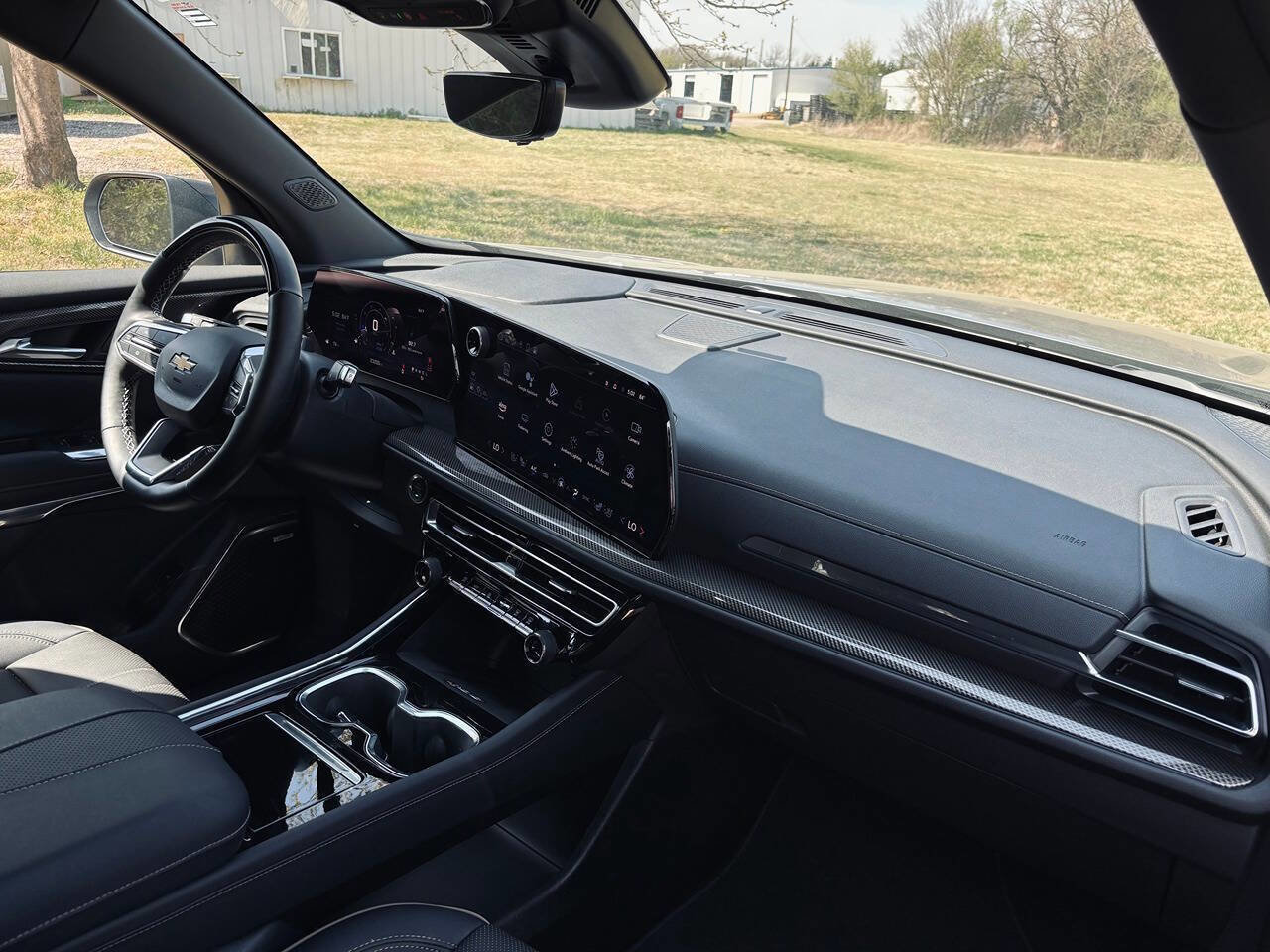 Used 2025 Chevrolet Traverse High Country image 16