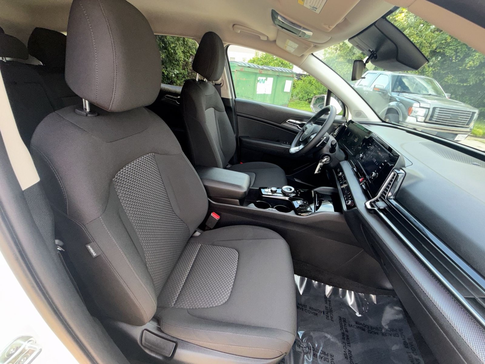 Used 2023 Kia Sportage LX AWD/4WD image 19