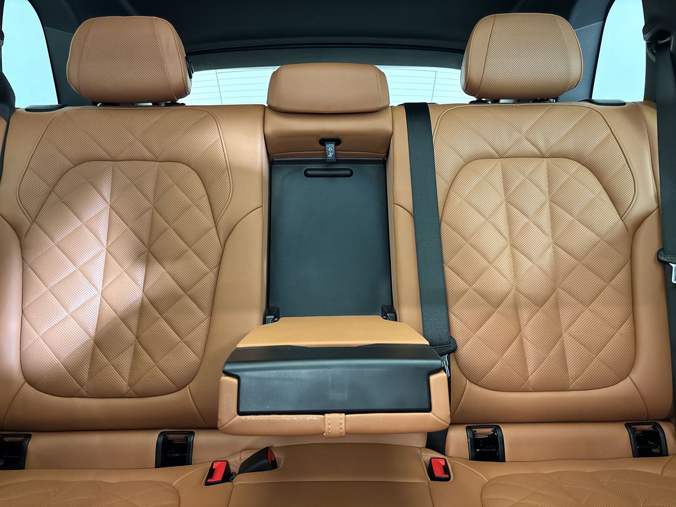 Certified 2024 BMW X5 M60i w/ Parking Assistance Package image 29