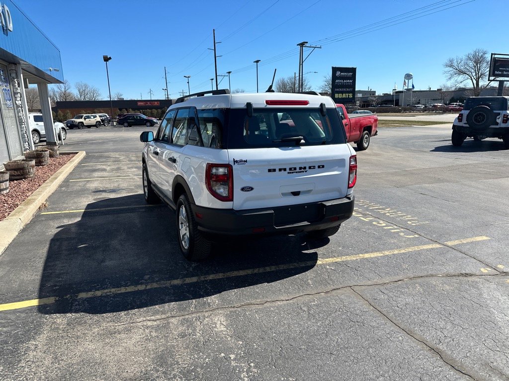 Used 2021 Ford Bronco Sport AWD/4WD image 3
