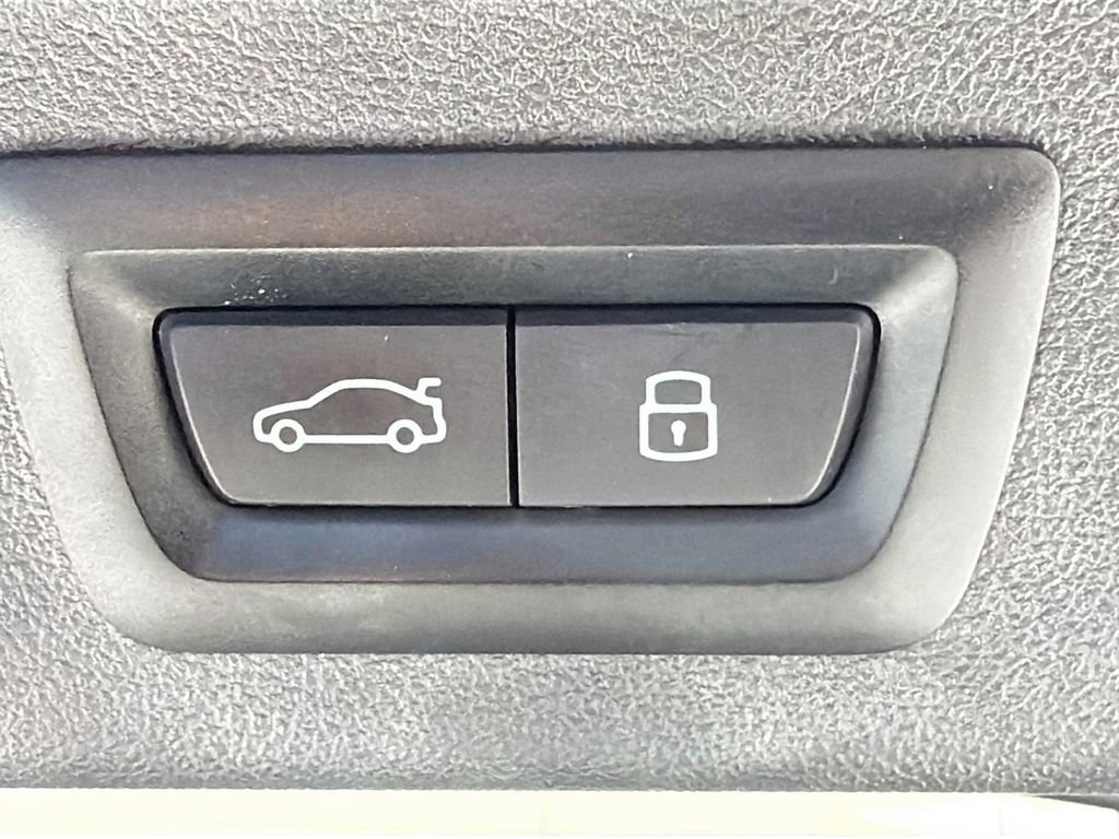 Used 2023 BMW X7 xDrive40i image 12