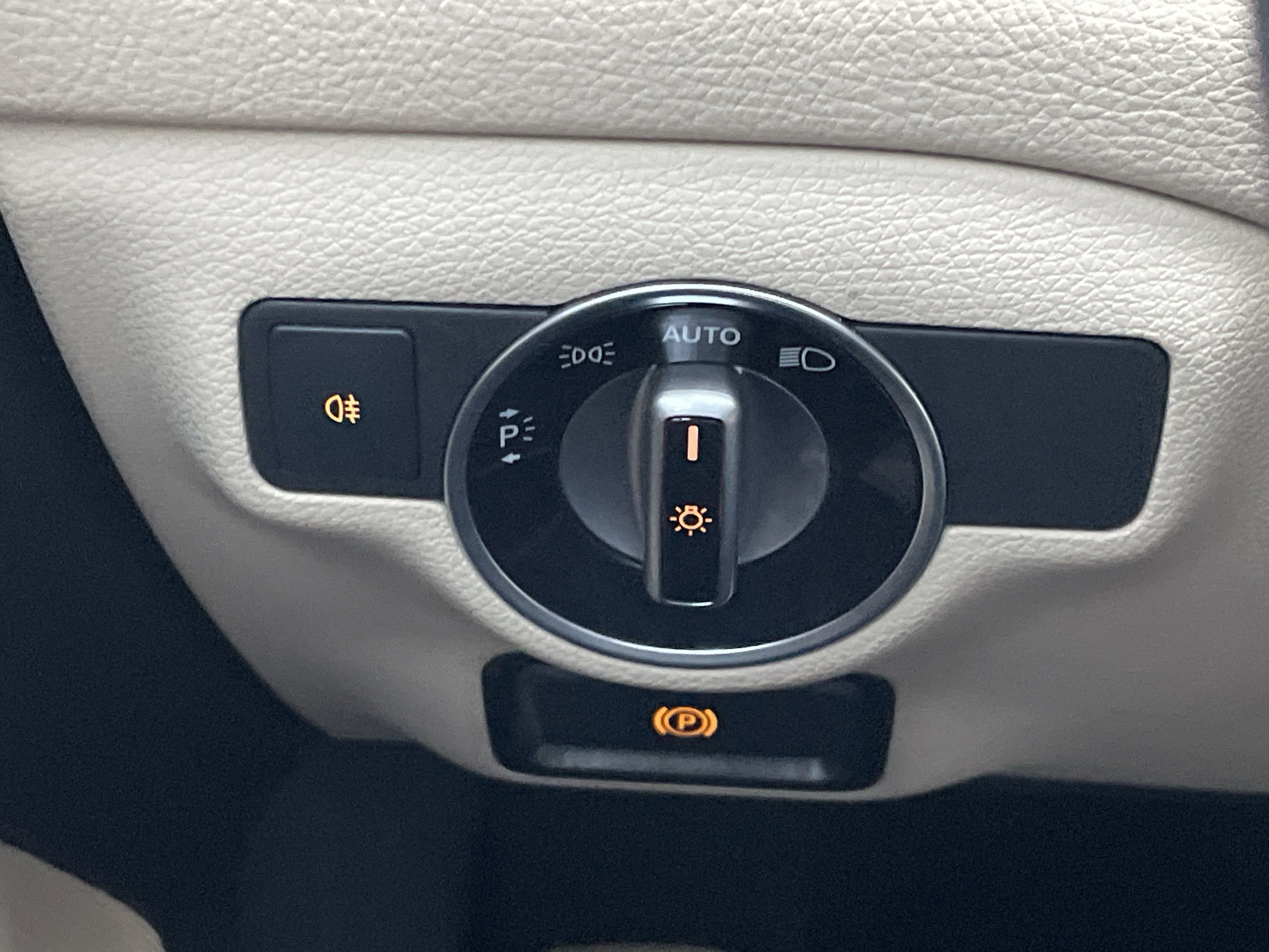 Used 2018 Mercedes-Benz CLA 250 CLA 250 Coupe image 22