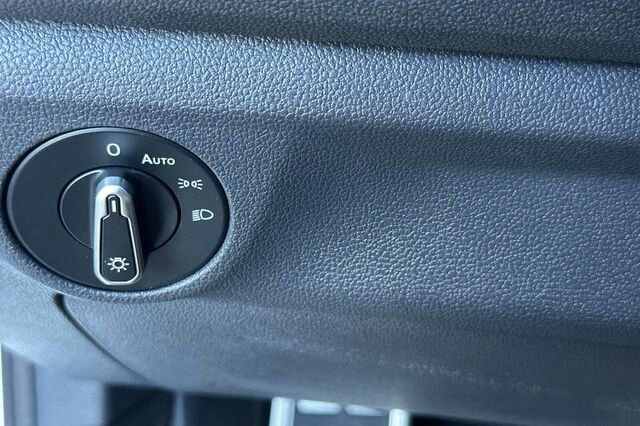 Used 2024 Volkswagen Jetta Sport image 26