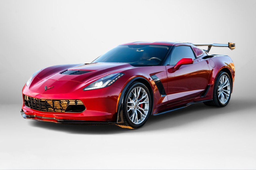Used 2015 Chevrolet Corvette Z06 w/ 2LZ Preferred Equipment Group RWD image 3