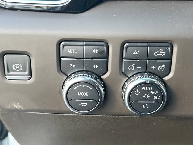 Used 2024 GMC Sierra 2500 Denali w/ Denali Reserve Package AWD/4WD image 26