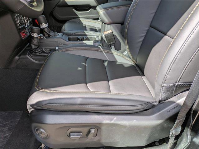 New 2025 Jeep Wrangler Unlimited Rubicon 392 image 4