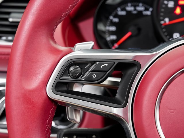 Used 2024 Porsche 718 Boxster image 14